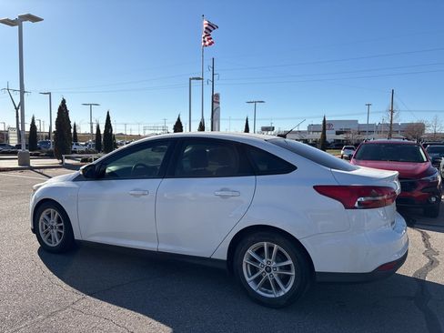 Used 2016 Ford Focus SE image 7