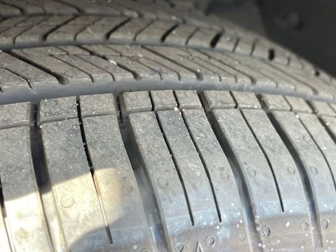 New 2025 Hyundai Ioniq 5 SEL image 31