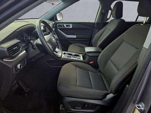 Certified 2022 Ford Explorer XLT AWD/4WD image 11