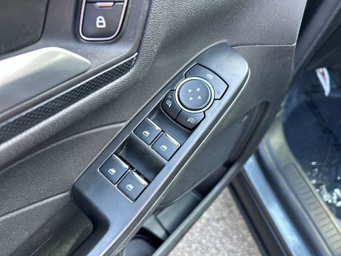 Used 2025 Ford Escape ST-Line AWD/4WD image 12