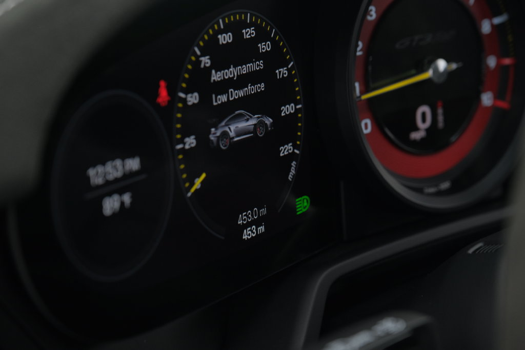 Used 2025 Porsche 911 GT3 RS RWD image 39
