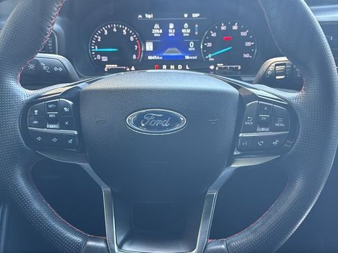 Certified 2022 Ford Explorer ST-Line RWD image 11