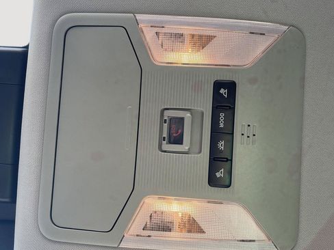 Used 2020 Toyota RAV4 XLE w/ XLE Grade Weather Package AWD/4WD image 27