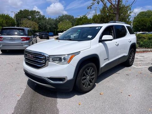 Used 2019 GMC Acadia SLT w/ LPO, Floor Liner Package FWD image 3