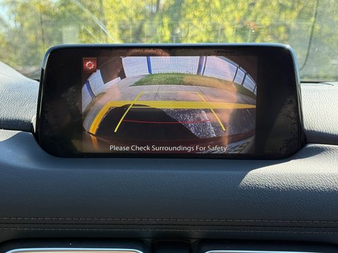 Used 2017 MAZDA CX-5 Touring image 11