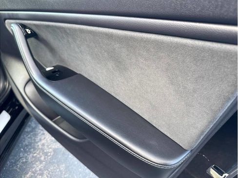 Used 2019 Tesla Model 3 Standard Range image 32