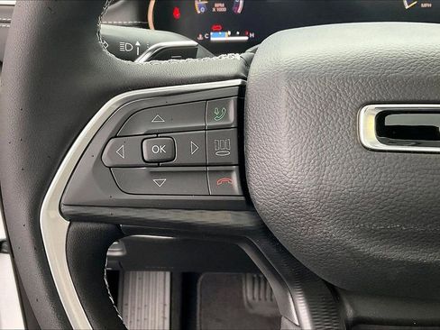 New 2025 Jeep Grand Cherokee L Altitude image 29