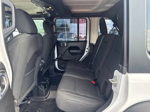Used 2023 Jeep Wrangler Unlimited Sport AWD/4WD image 21