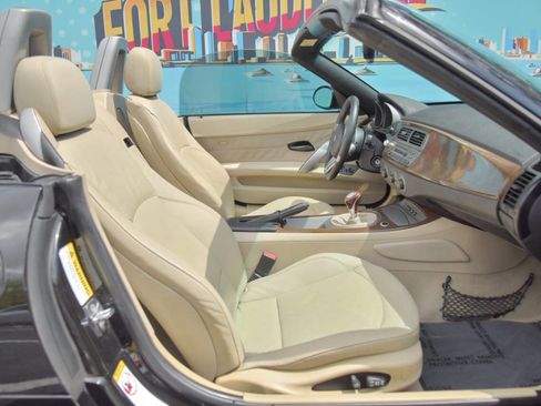 Used 2003 BMW Z4 2.5i image 34