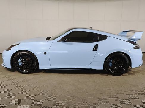 Used 2016 Nissan 370Z NISMO RWD image 11