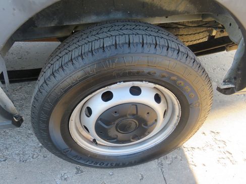 Used 2018 Ford Transit 350 148 Medium Roof image 35