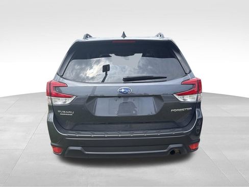 Used 2024 Subaru Forester Premium AWD/4WD image 6