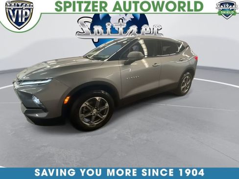 Used 2025 Chevrolet Blazer LT AWD/4WD image 4