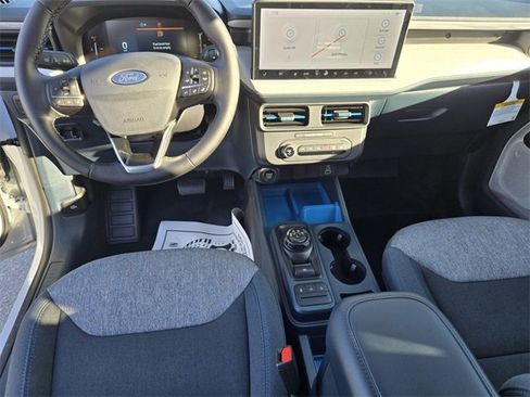 New 2025 Ford Maverick XLT w/ XLT Luxury Package image 23