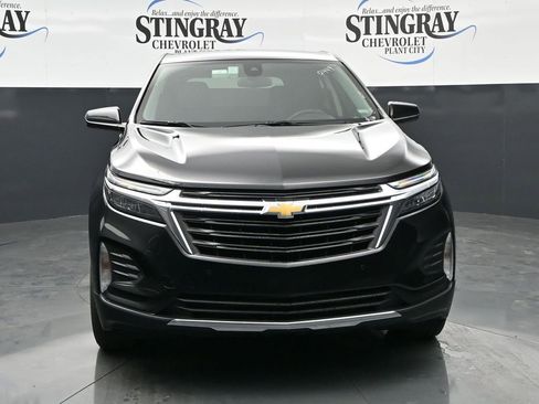 Used 2024 Chevrolet Equinox LT AWD/4WD image 2