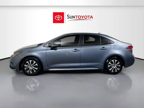 Used 2022 Toyota Corolla LE image 7