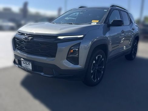 Used 2025 Chevrolet Equinox RS AWD/4WD image 4
