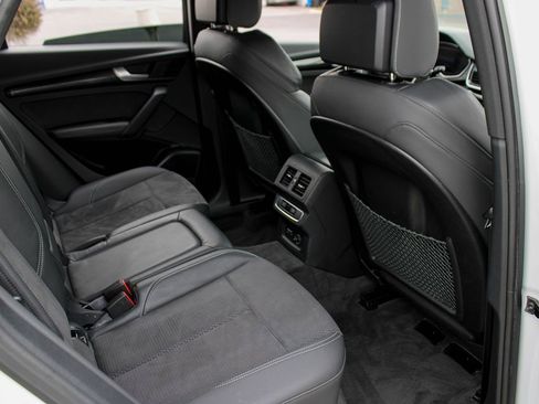 Used 2021 Audi SQ5 Premium Plus w/ Premium Plus Package image 23