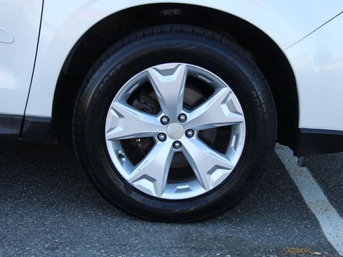 Used 2014 Subaru Forester 2.5i Limited image 36