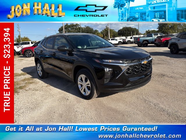 New 2026 Chevrolet Trax LS FWD 360° Tour