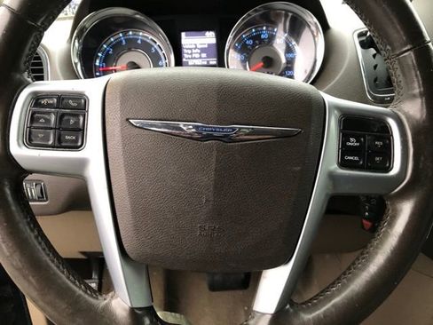 Used 2011 Chrysler Town & Country Touring-L w/ Entertainment Group #2 image 25