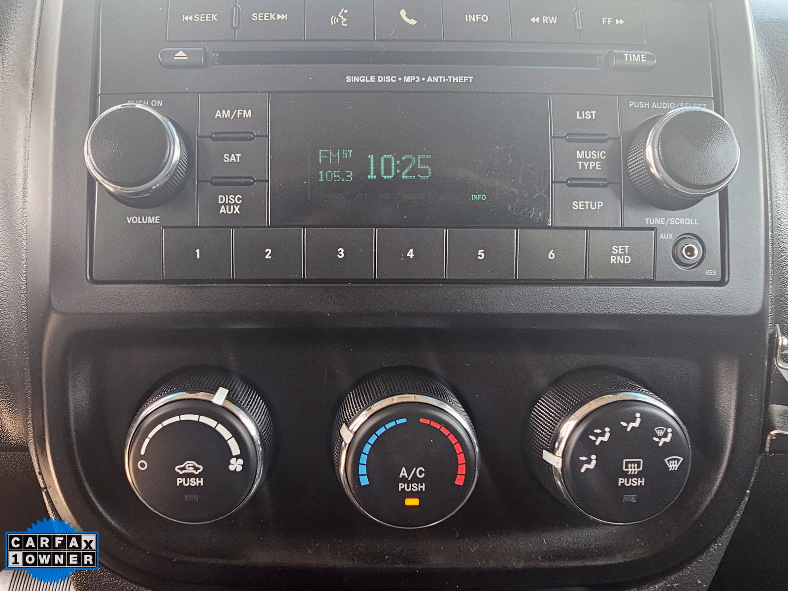 Used 2016 Jeep Patriot Latitude AWD/4WD image 18