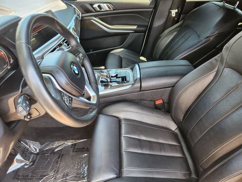 Used 2022 BMW X5 xDrive40i w/ Executive Package AWD/4WD image 4