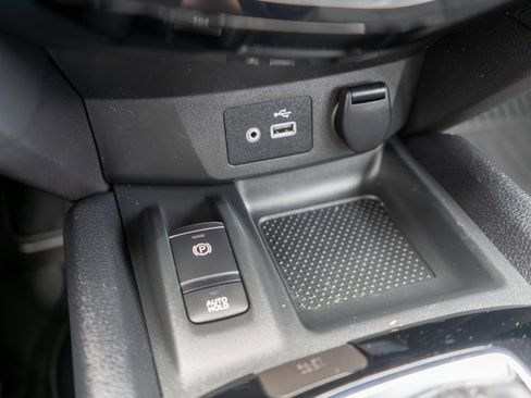 Used 2022 Nissan Rogue Sport SL w/ Premium Package image 34