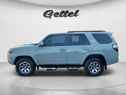 Used 2023 Toyota 4Runner TRD Off-Road Premium w/ Moonroof Package AWD/4WD image 8