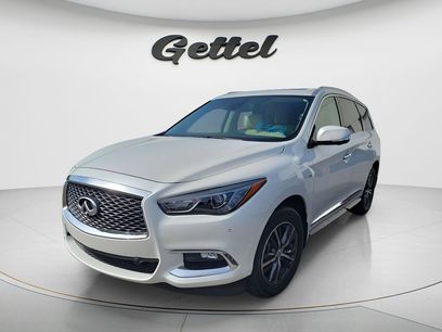 Used 2019 INFINITI QX60 Luxe w/ Essential Package