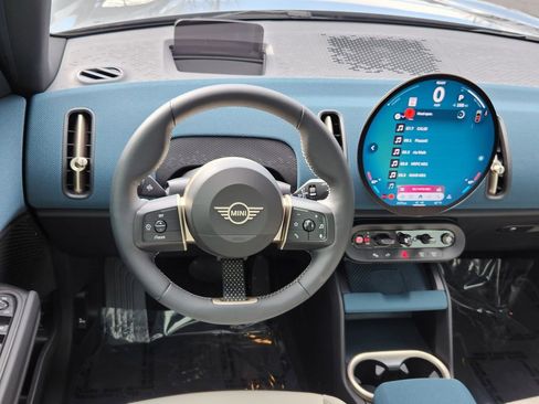 Used 2025 MINI Cooper Countryman SE image 9