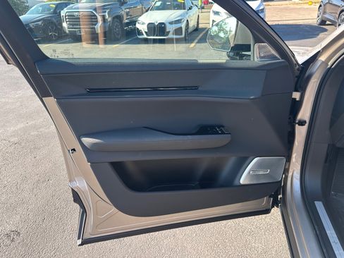 New 2025 Polestar Polestar 3 image 21