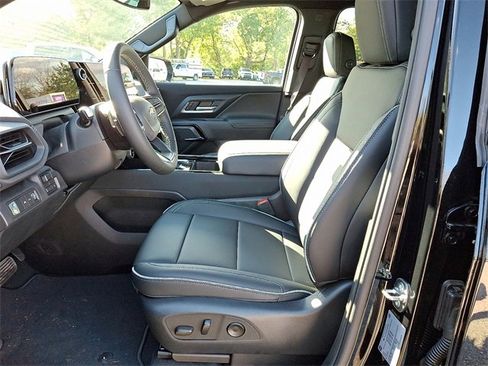 New 2026 Chevrolet Silverado EV LT image 9