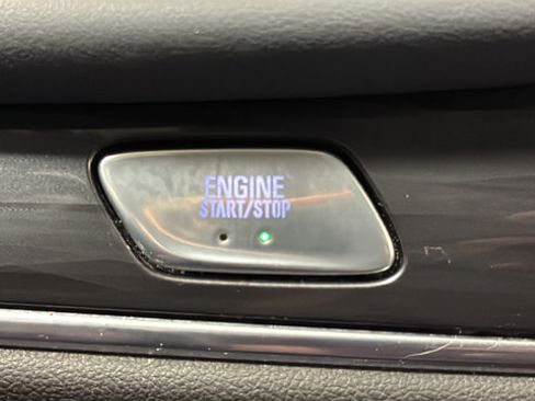 Used 2018 Buick Enclave Premium w/ LPO, Hit The Road Package AWD/4WD image 36