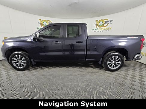 Used 2022 Chevrolet Silverado 1500 LT AWD/4WD image 4