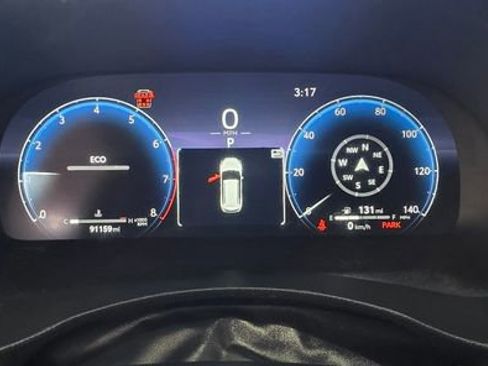 Used 2023 Toyota Highlander Limited image 18