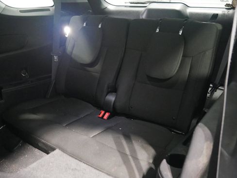 Certified 2022 Ford Explorer XLT image 13