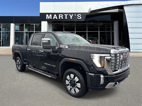 New 2026 GMC Sierra 3500 Denali w/ Denali Reserve Package image 1