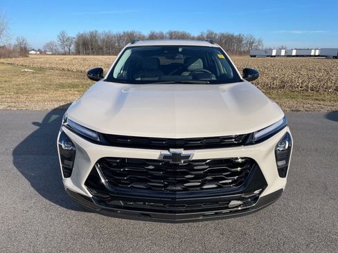 New 2026 Chevrolet Trax ACTIV w/ Sunroof Package image 3