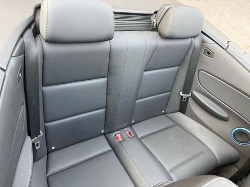 Used 2010 BMW 128i Convertible image 13