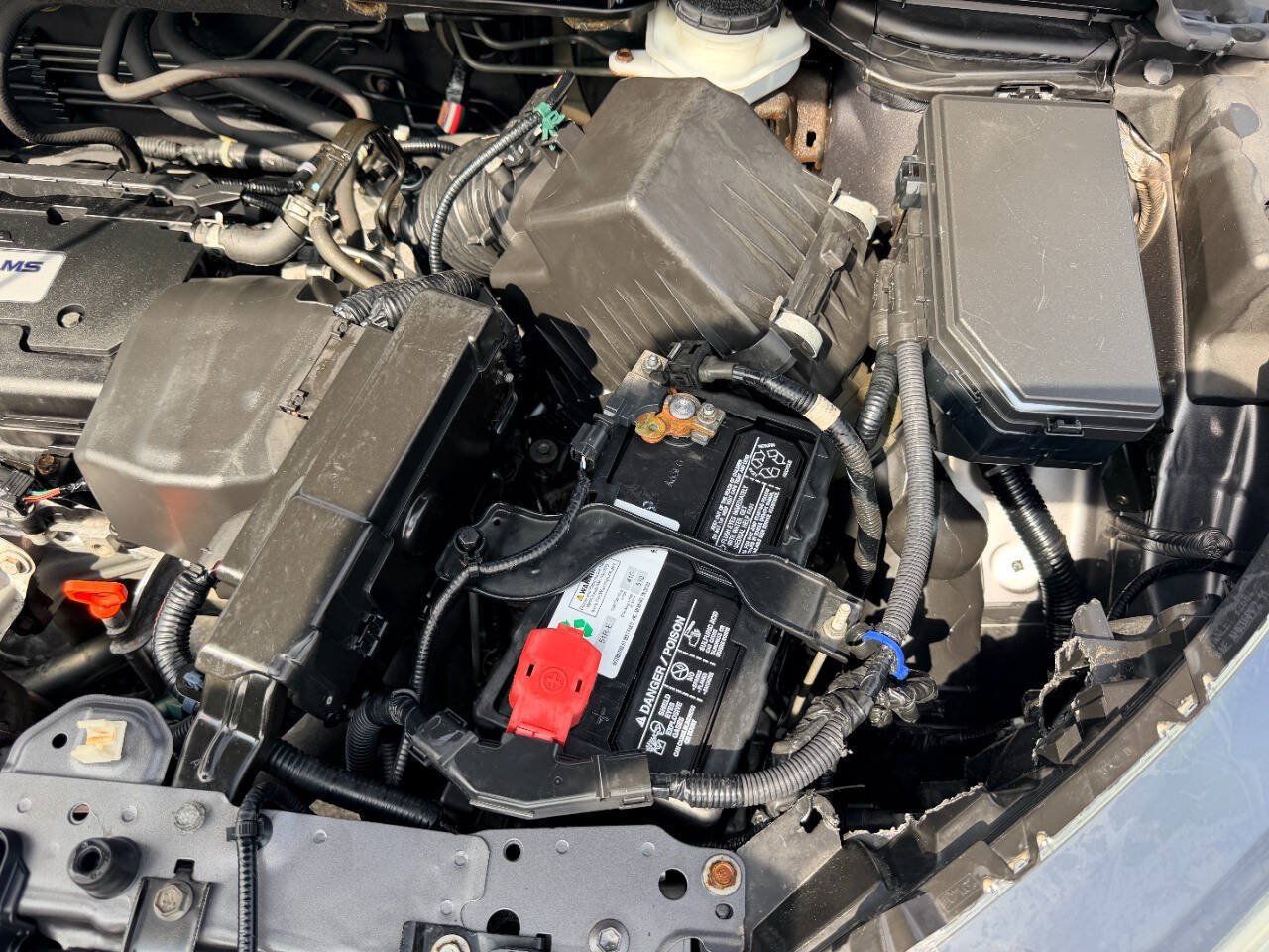 Used 2015 Honda CR-V LX image 17