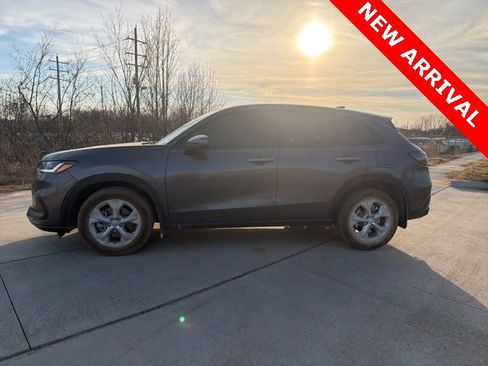 Used 2025 Honda HR-V LX image 7