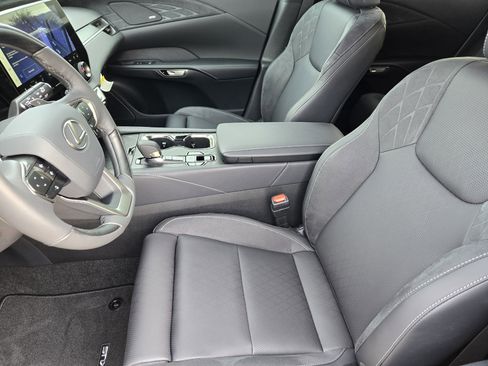 New 2026 Lexus RX 350 image 8