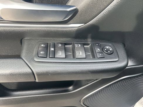 Used 2020 RAM 1500 Big Horn AWD/4WD image 16