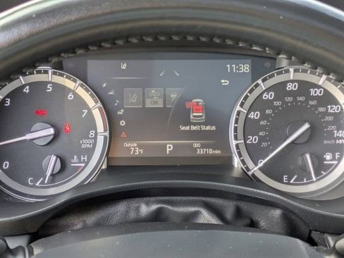 Used 2022 Toyota Highlander XLE image 21