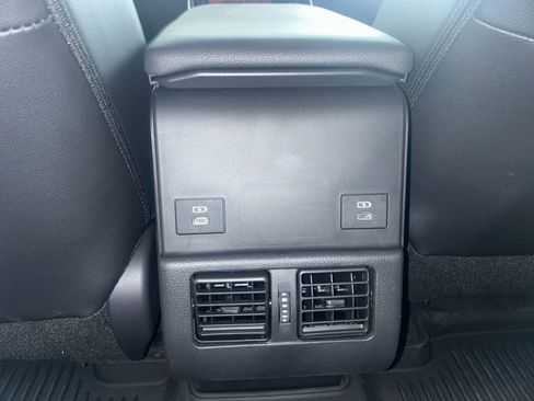 New 2025 Toyota bZ4X AWD image 11