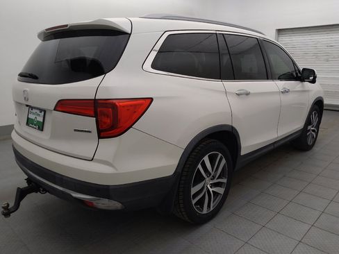 Used 2017 Honda Pilot Touring image 10