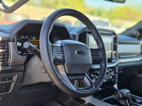 Certified 2022 Ford F150 Platinum w/ Equipment Group 701A High image 21