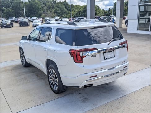 Used 2020 GMC Acadia Denali w/ Technology Package AWD/4WD image 9