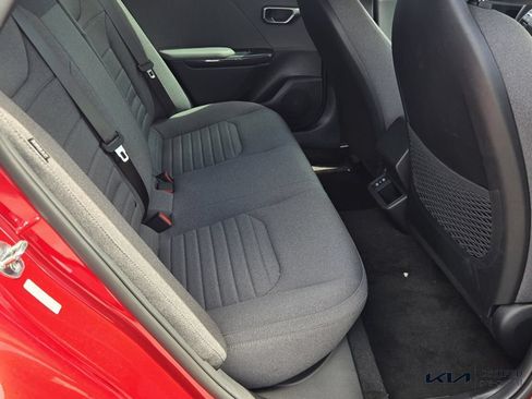 Certified 2025 Kia K4 EX FWD image 16